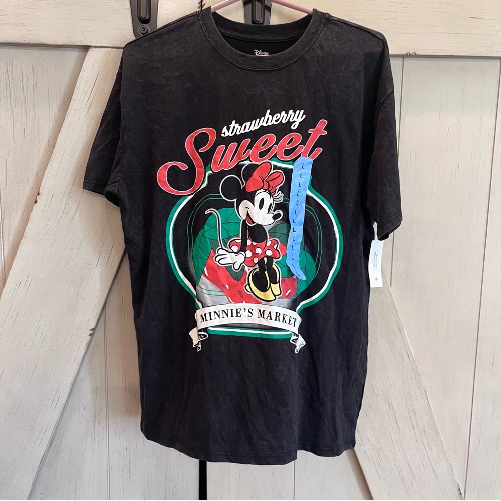 NWT Disney Shirt Minnie Mouse Size Large